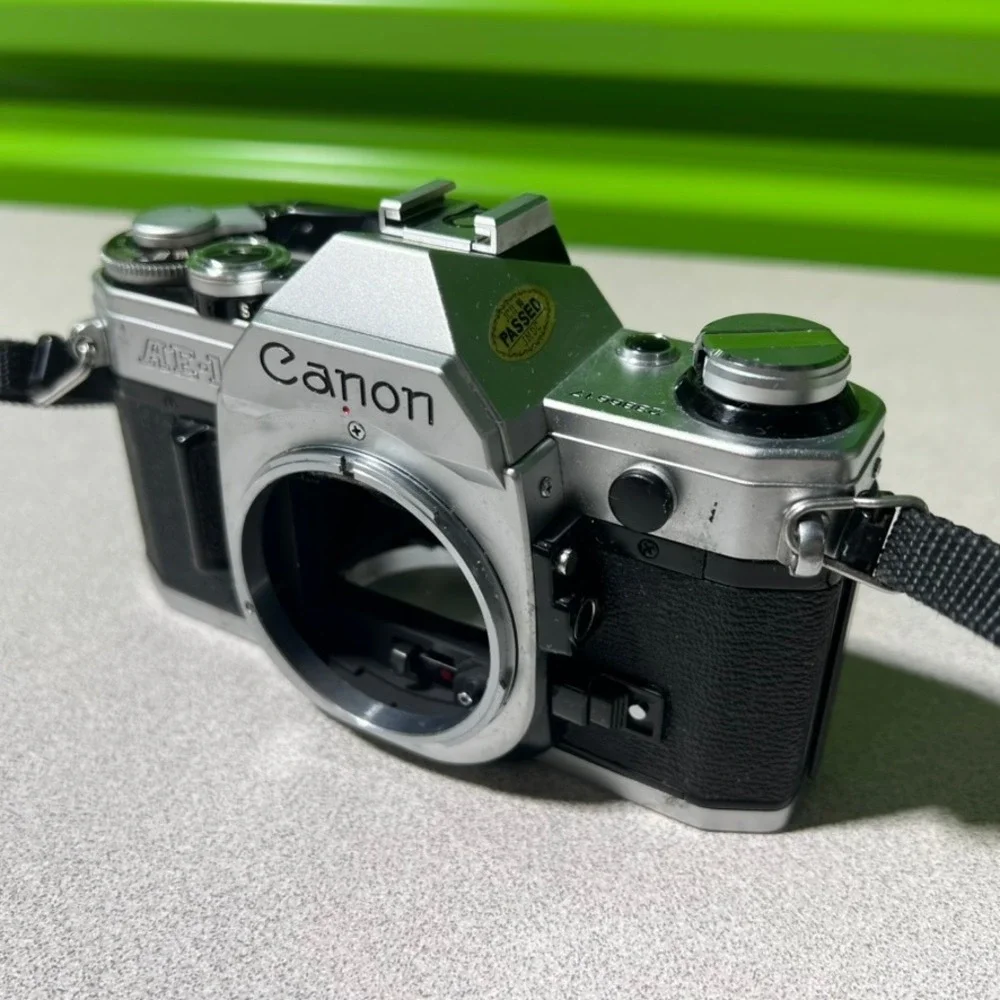 Canon AE-1 35mm SLR Film Camera Body Vintage Silver Black Japan 2386617